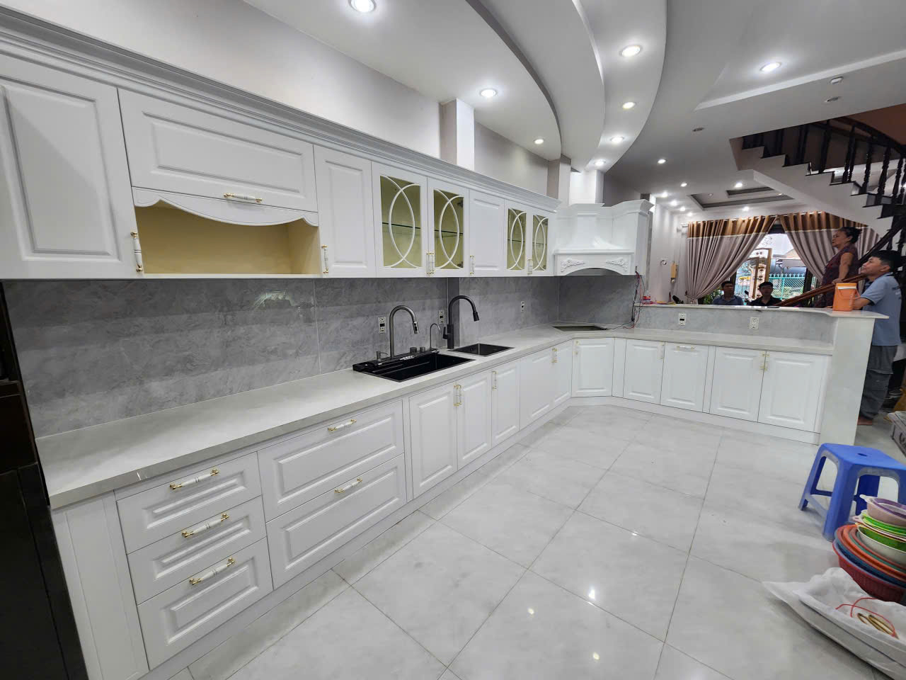 Tủ nhựa pvc đặc picomat nhà anh Khoa